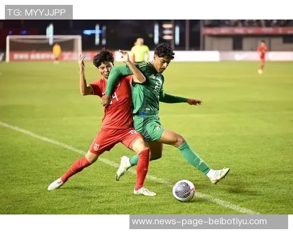 禁区内明显犯规帅惟浩遭无视球员集体抗议引发争议